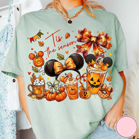 Tis the Season Graphic Tee