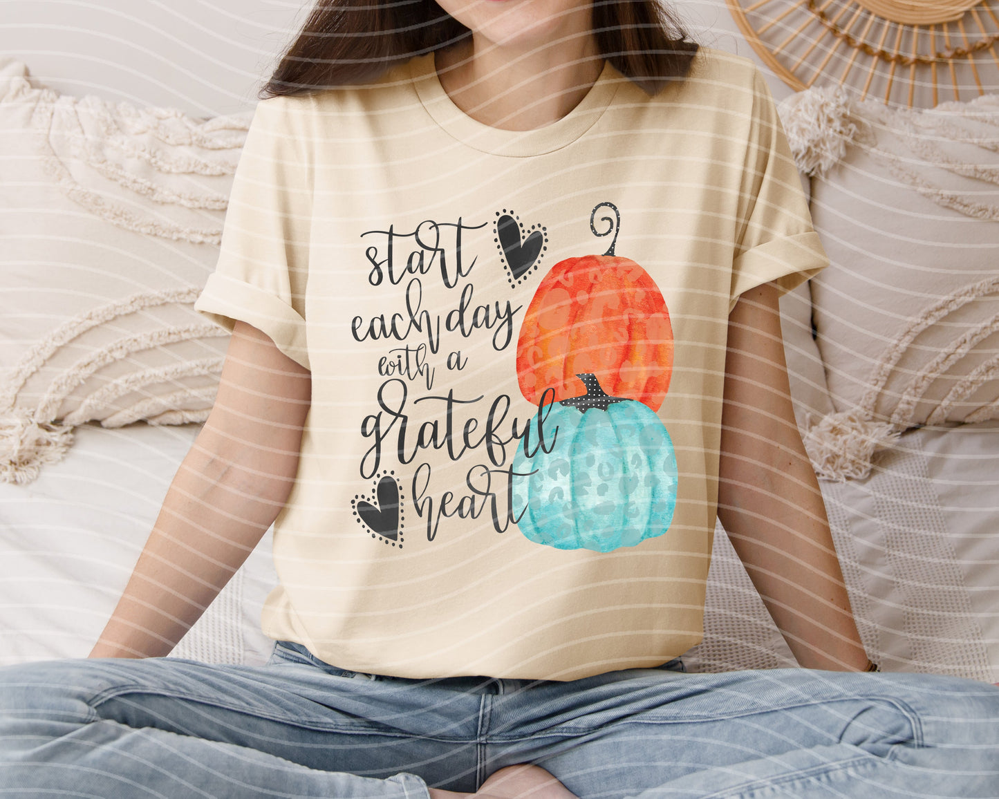 Start Each Day with a Grateful Heart Graphic Tee