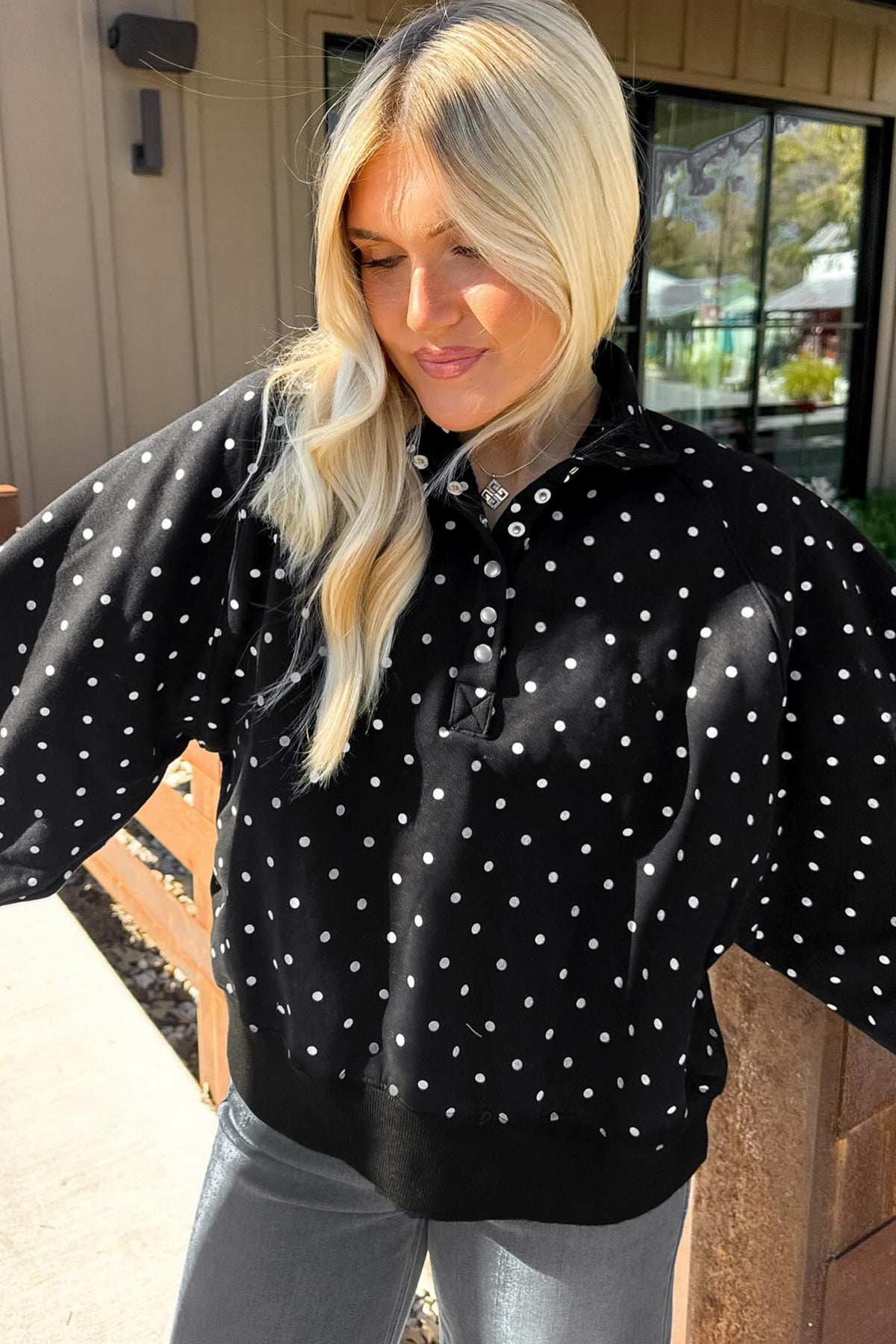 White Polka Dot Print Metal Button Collar Casual Pullover Sweatshirt