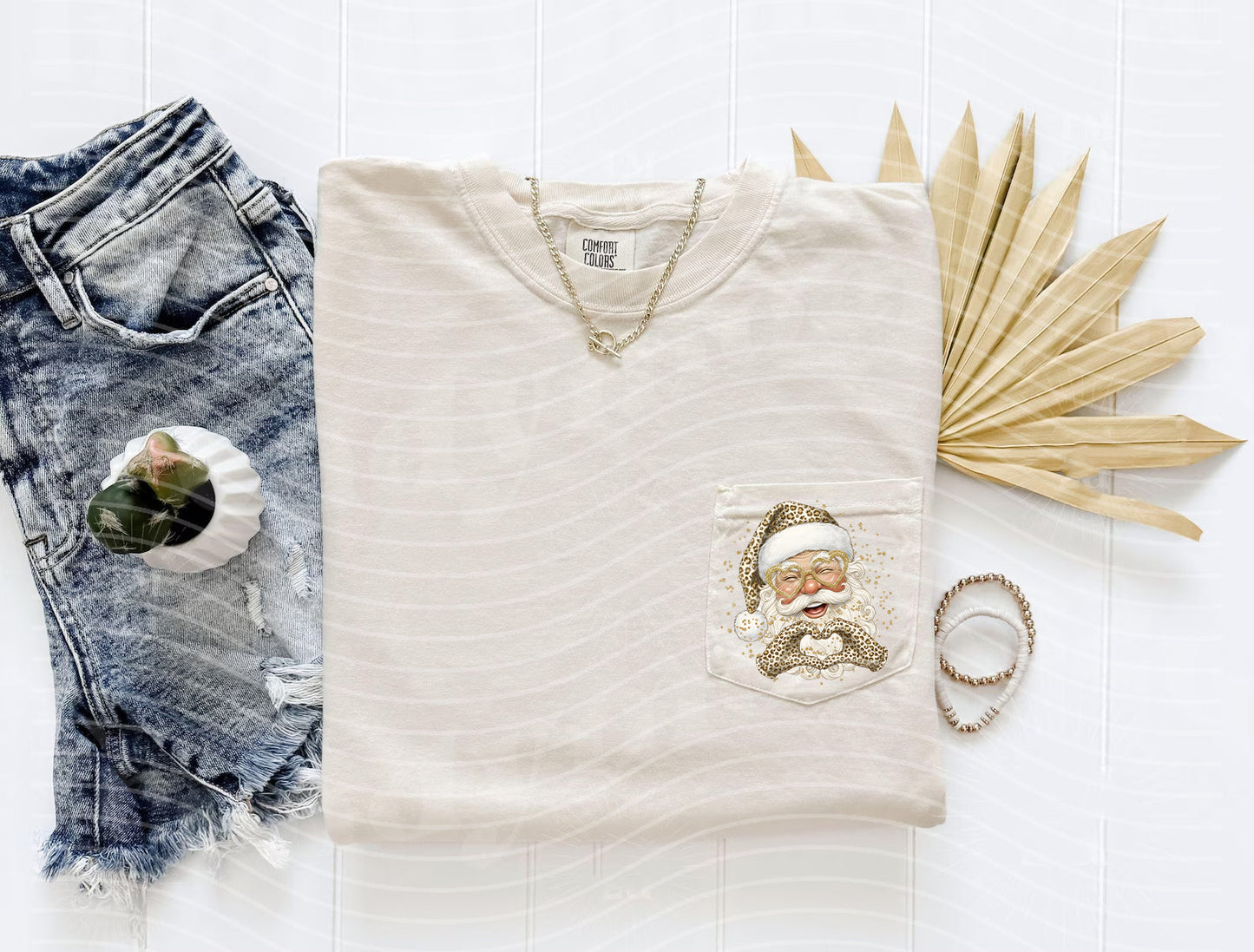 Leopard Santa Graphic Tee