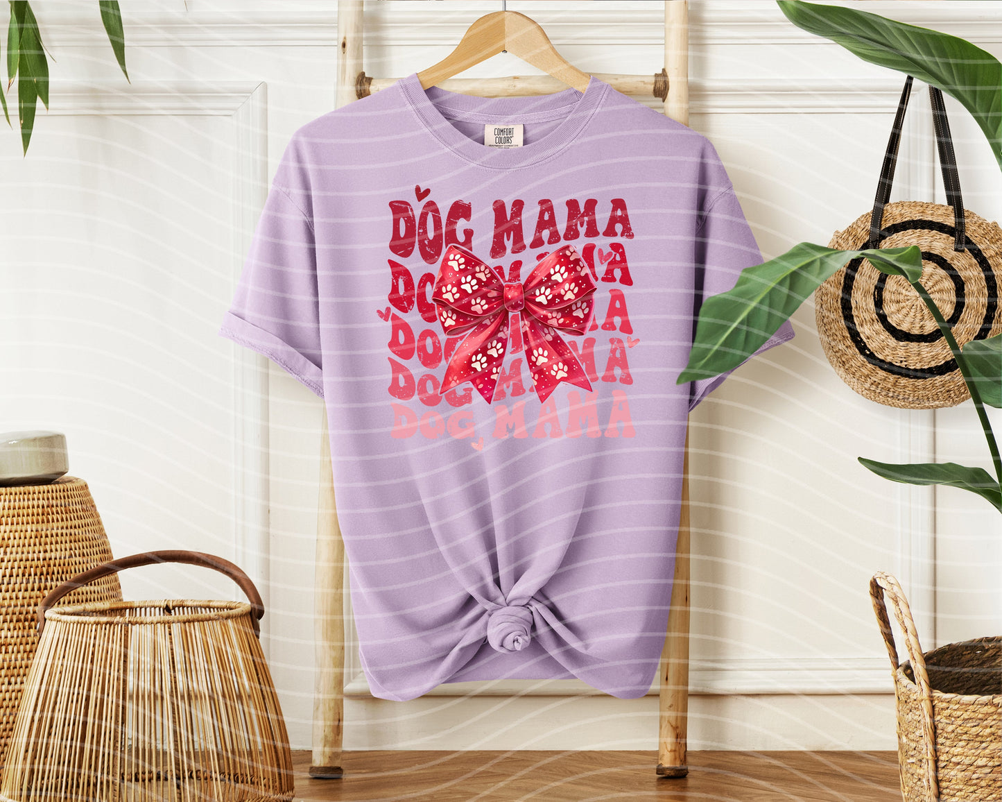 Dog Mama Graphic Tee