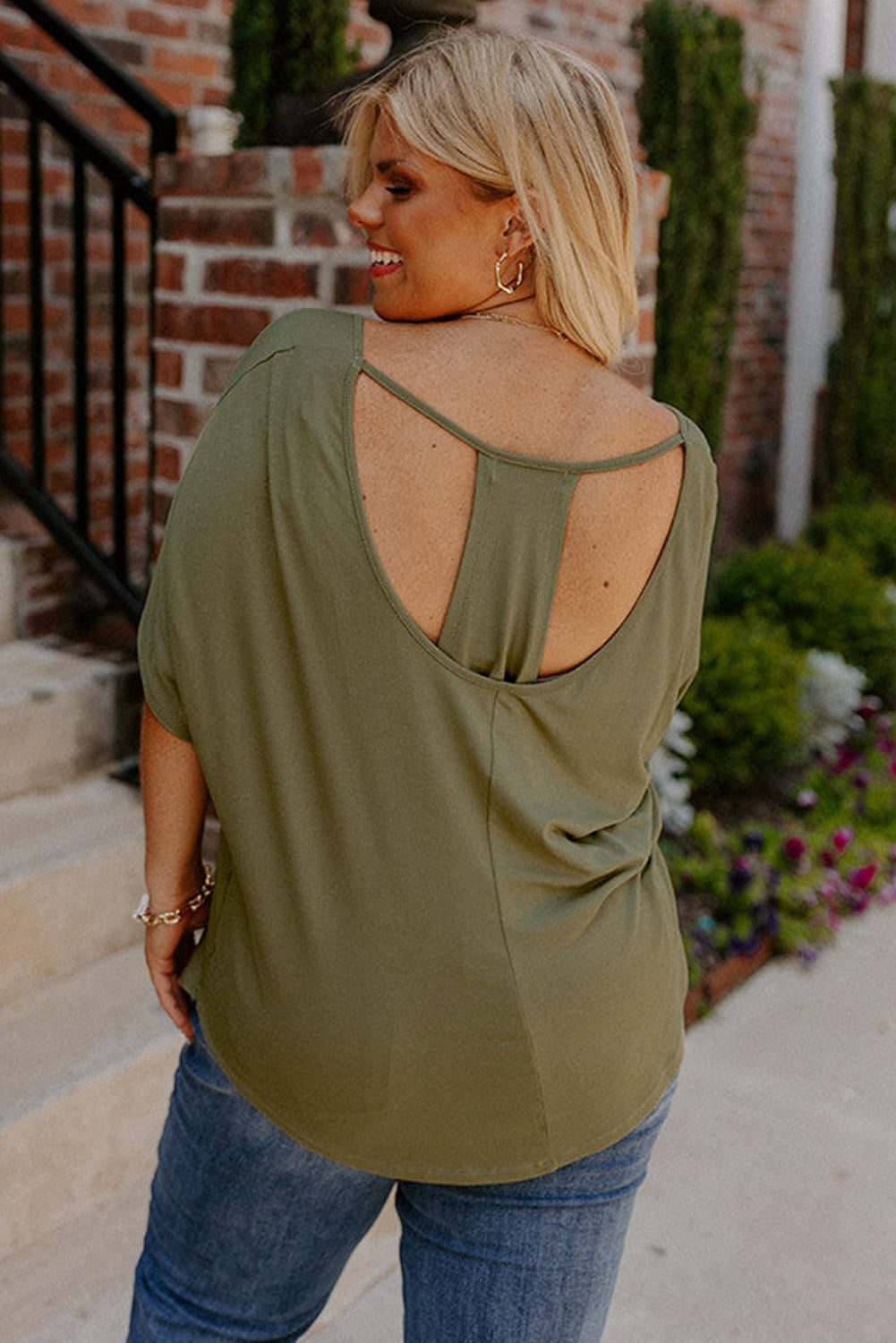 Plus Size Hollow-out Back Slouchy Tee