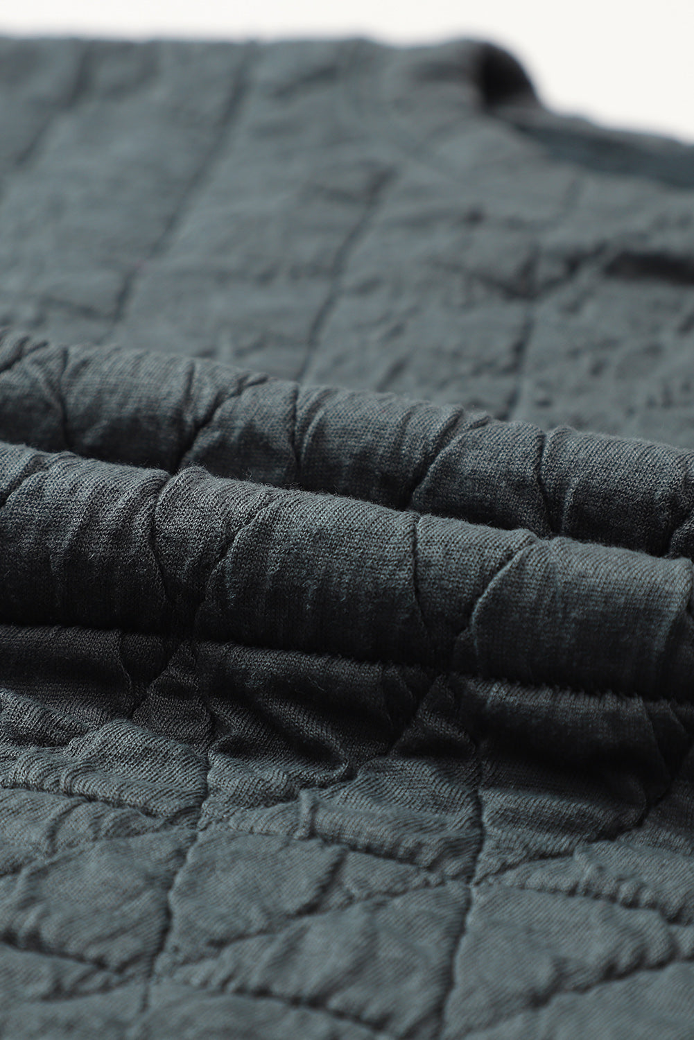 Dark Grey Solid Quilted Pullover and Pants Outfit