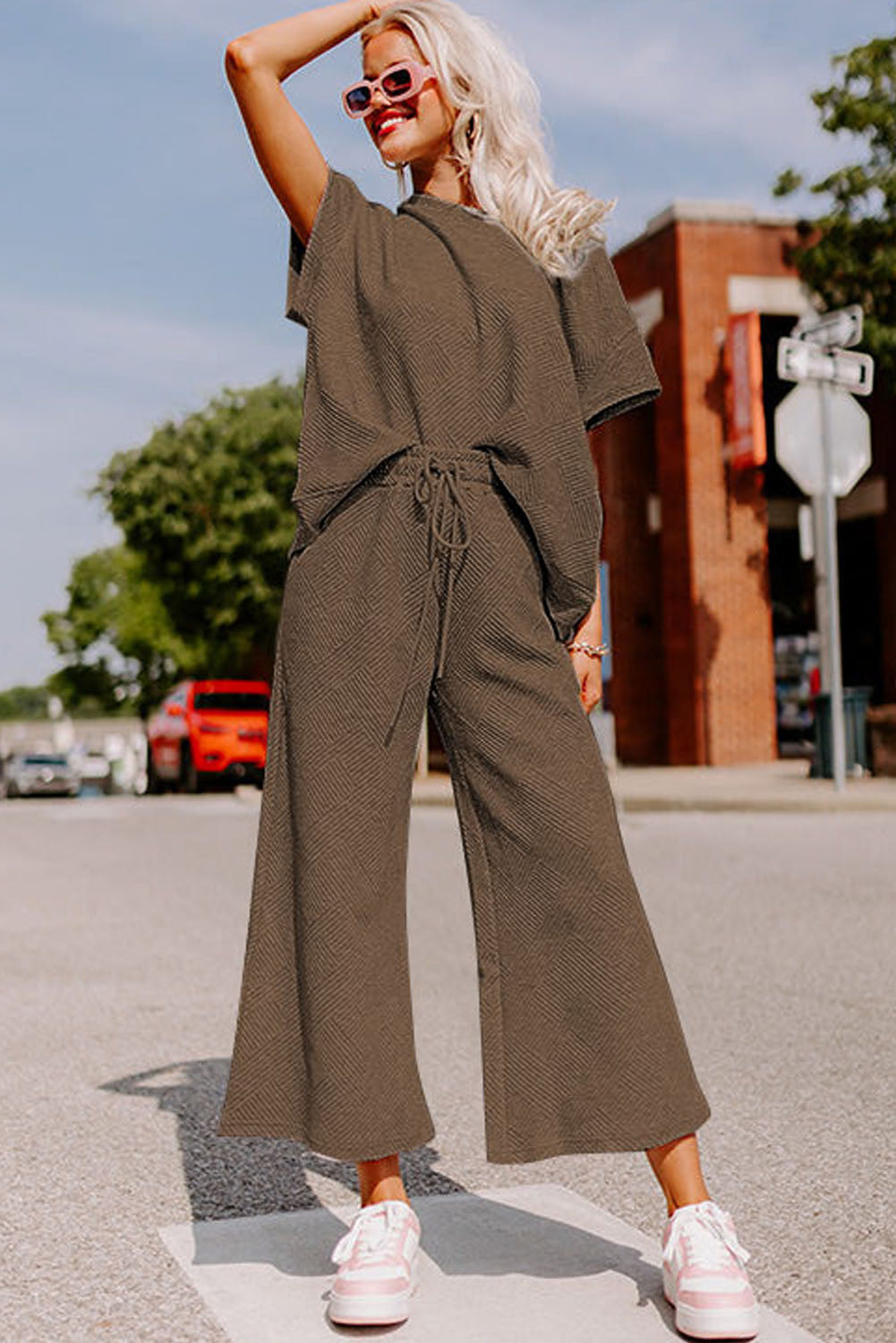 Light Grey Plus Size Textured Casual Two-Piece Pants Set