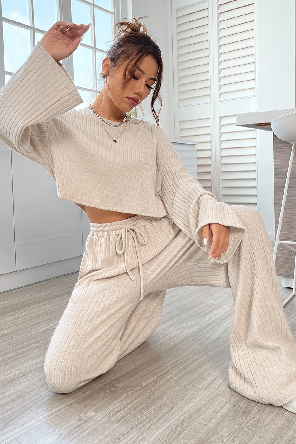 Black Plus Size Ribbed V Neck Pullover and Pants Set