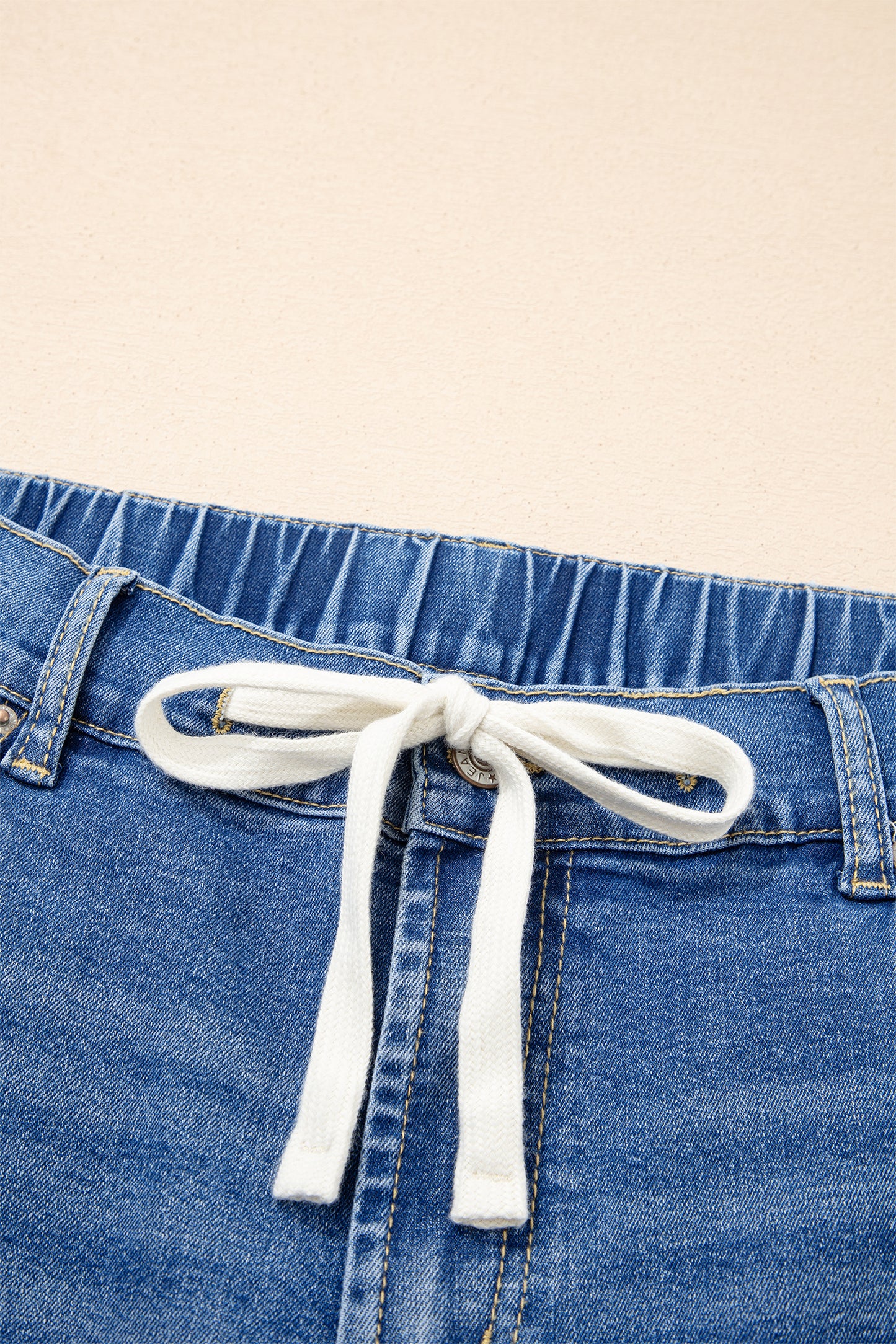 Light Blue Acid Wash Contrast Lace-up Plus Size Jeans