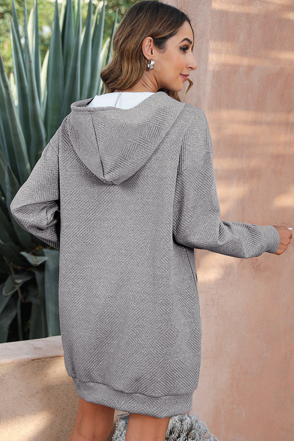 Light Grey Textured Snap Buttons Pullover Plus Size Sweatshirt