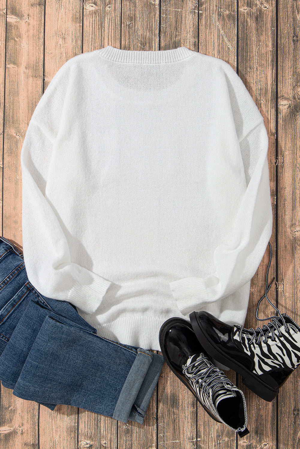 White XOXO Glitter Print Round Neck Casual Sweater