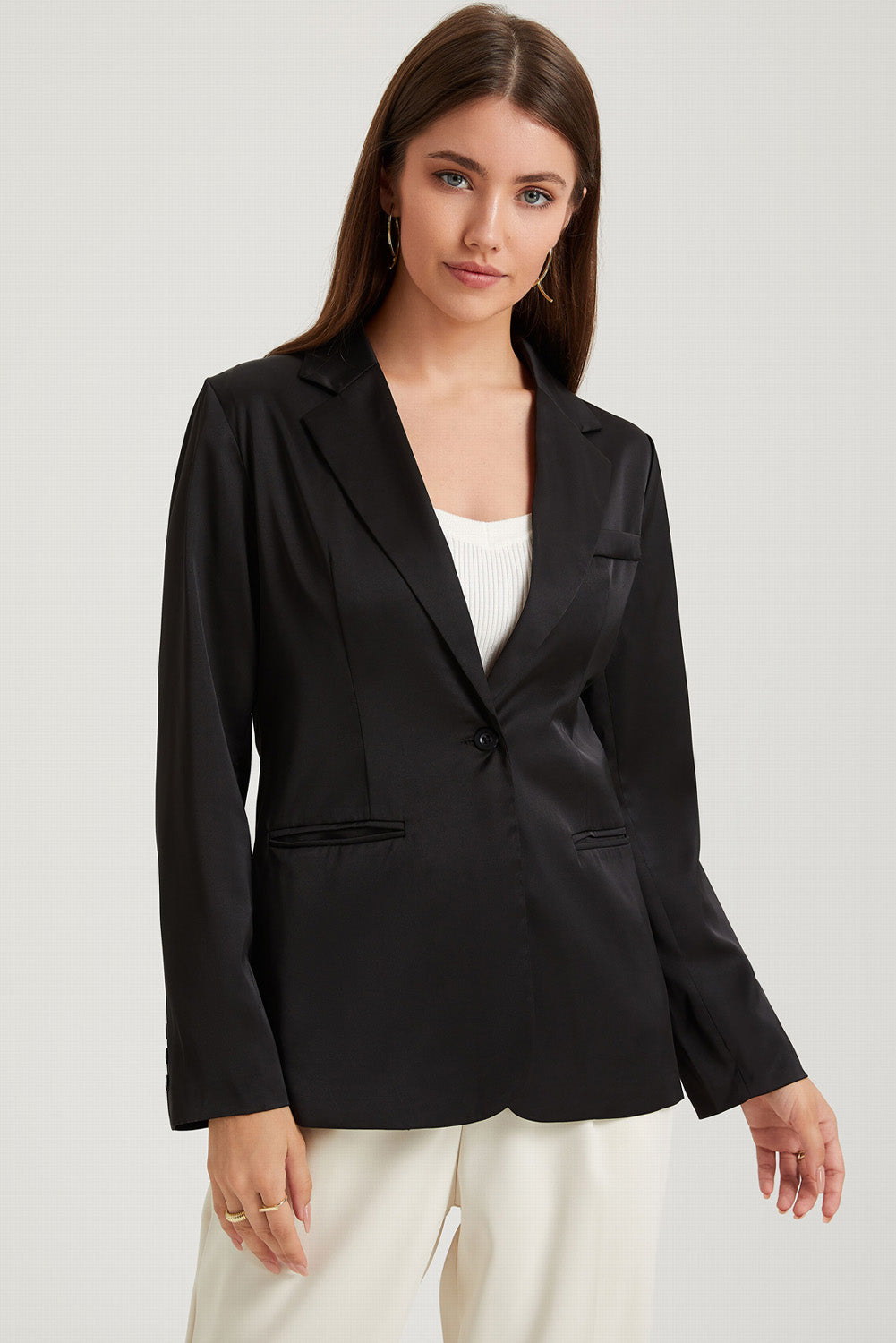 Black Pocketed Single Button Lapel Neck Blazer