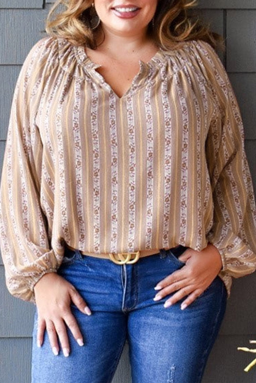 Plus Size Printed Split Neck Blouse