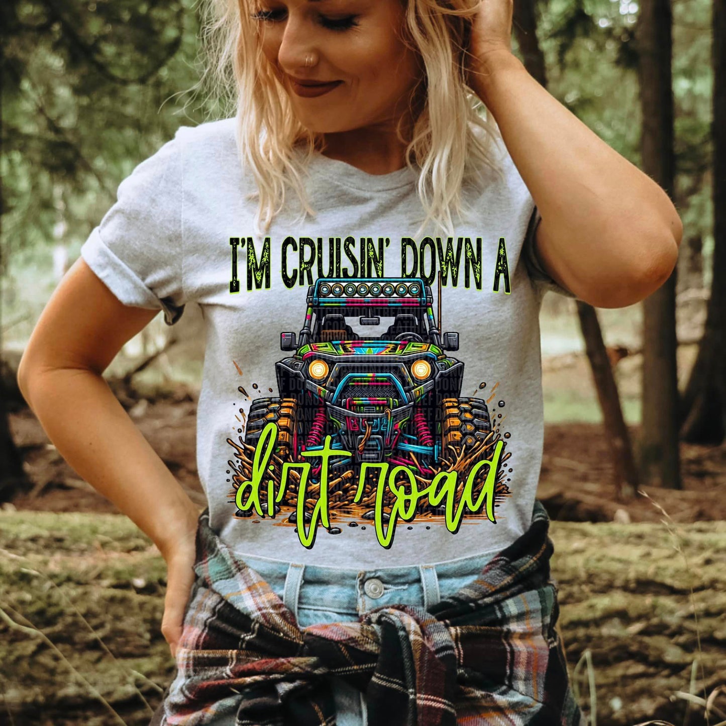 I'm Crusin' Down A Dirt Road - Tee