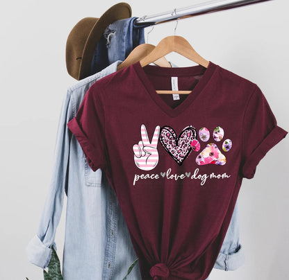 Peace Love Dog Mom Graphic Tee