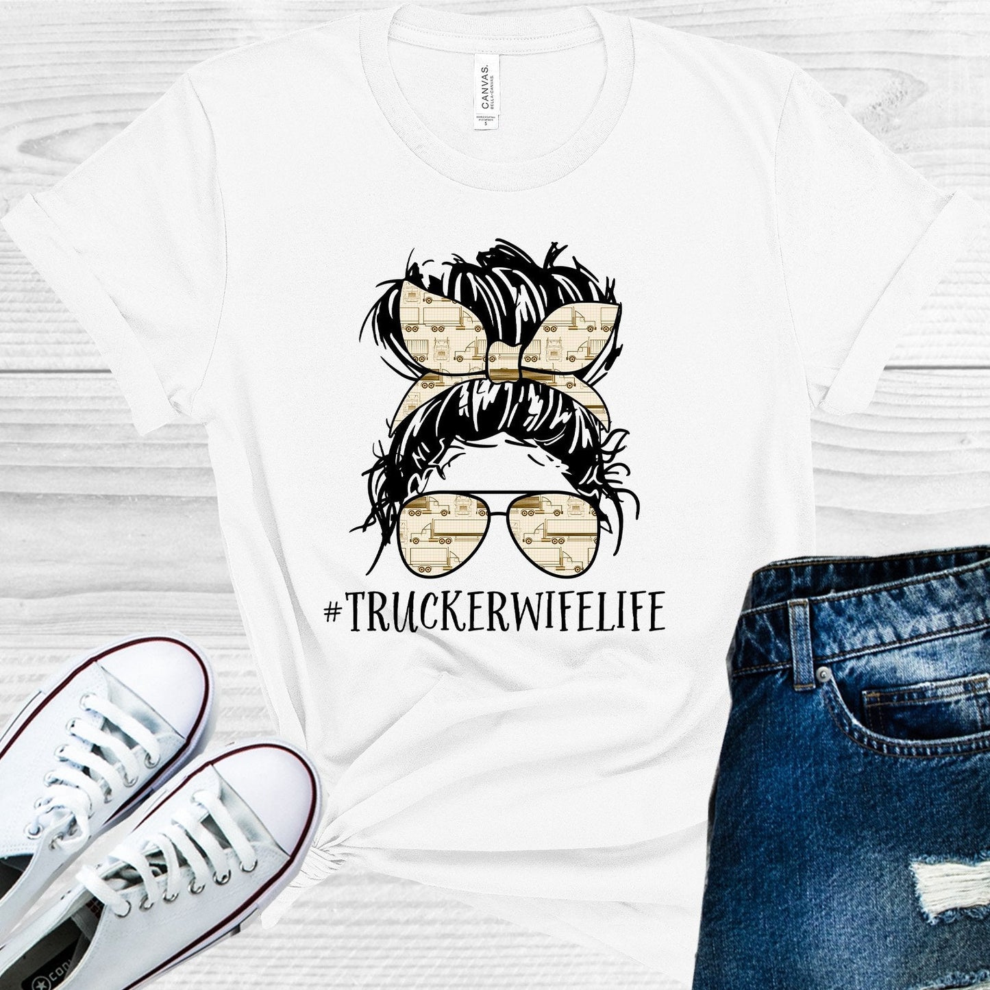 Trucker Wife Life #truckerwifelife Graphic Tee