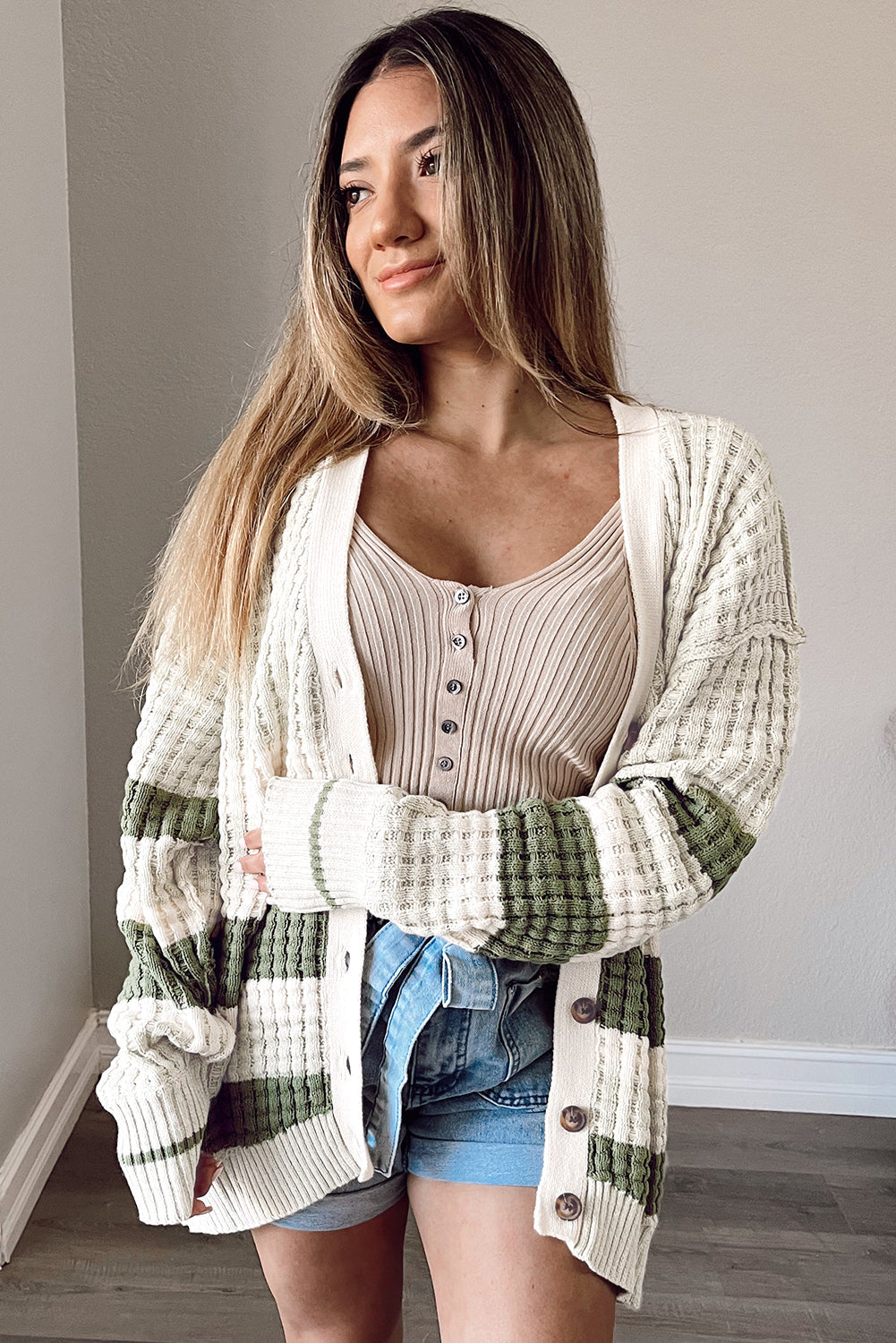 White Plus Size Color Block Cable Knit Buttoned Cardigan