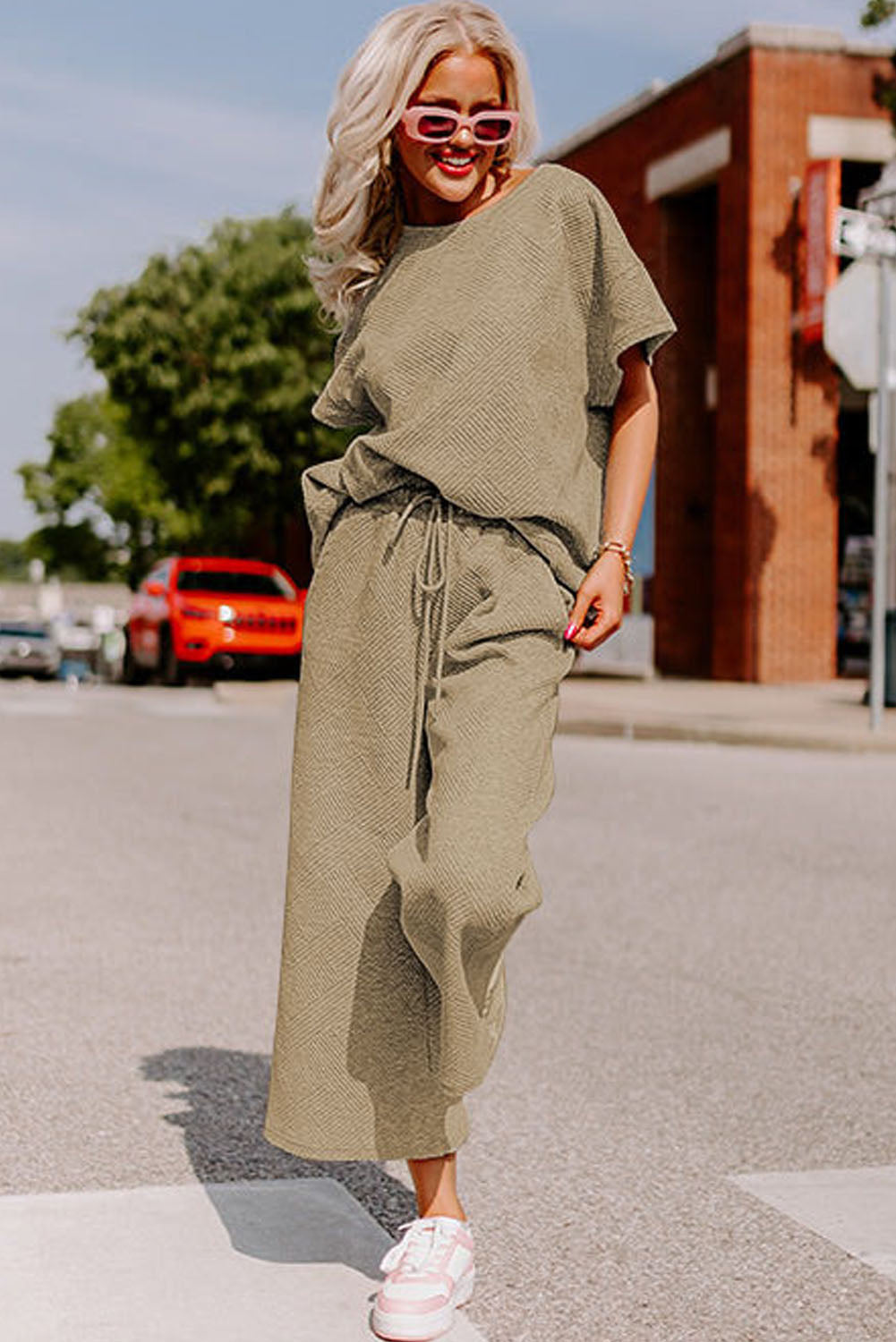 Light Grey Plus Size Textured Casual Two-Piece Pants Set