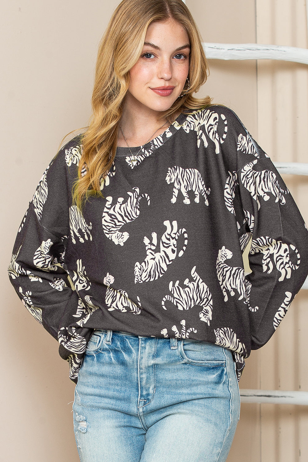 Black Printed Cheetah Print Bubble Sleeve Blouse