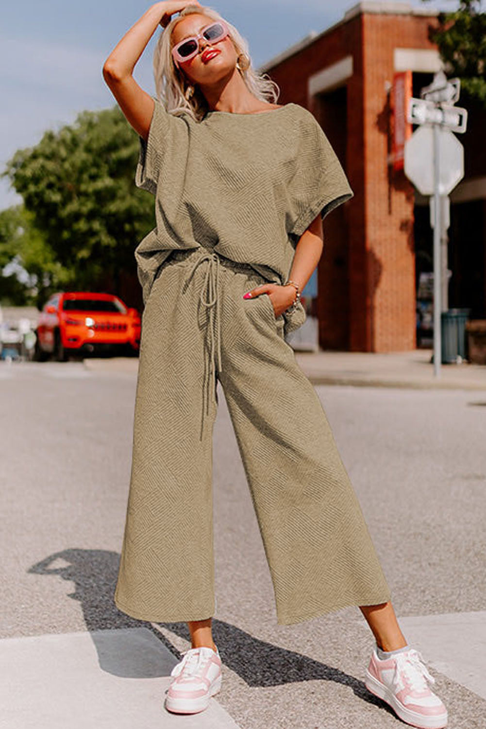 Light Grey Plus Size Textured Casual Two-Piece Pants Set